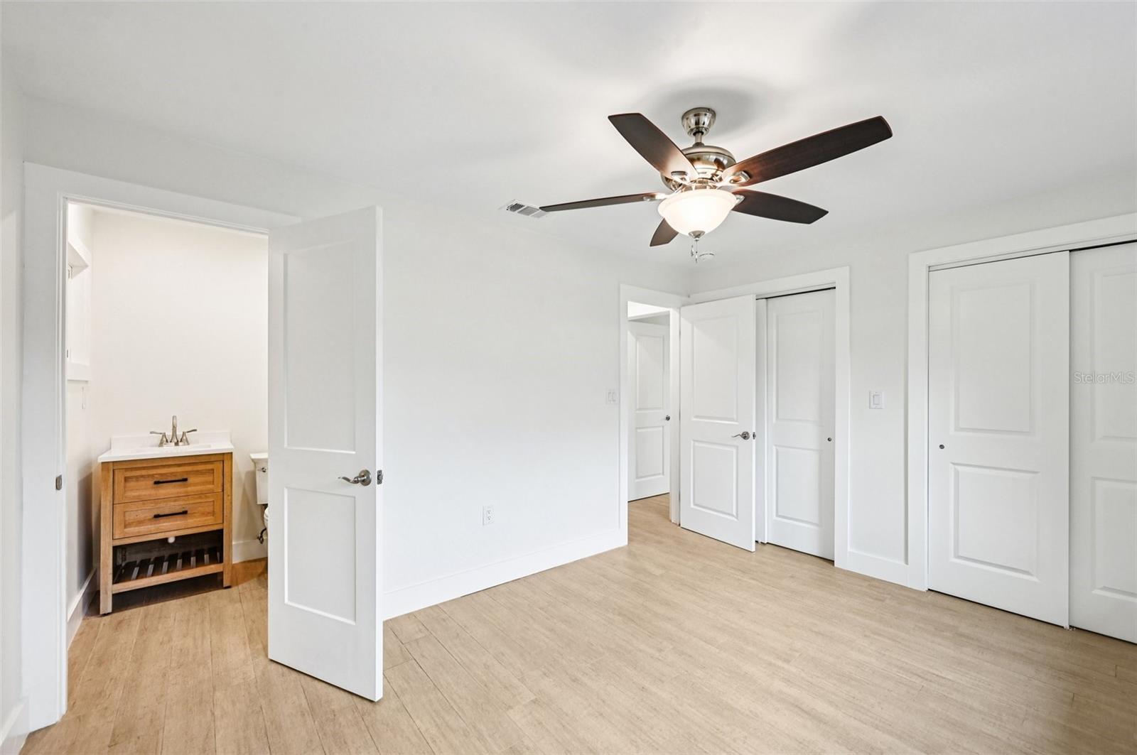 Image 18 of 32 For 3182 Hatton Street