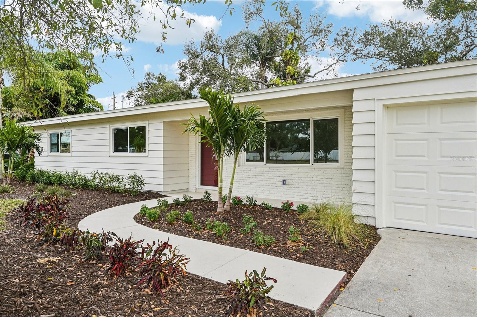 Image 2 of 32 For 3182 Hatton Street