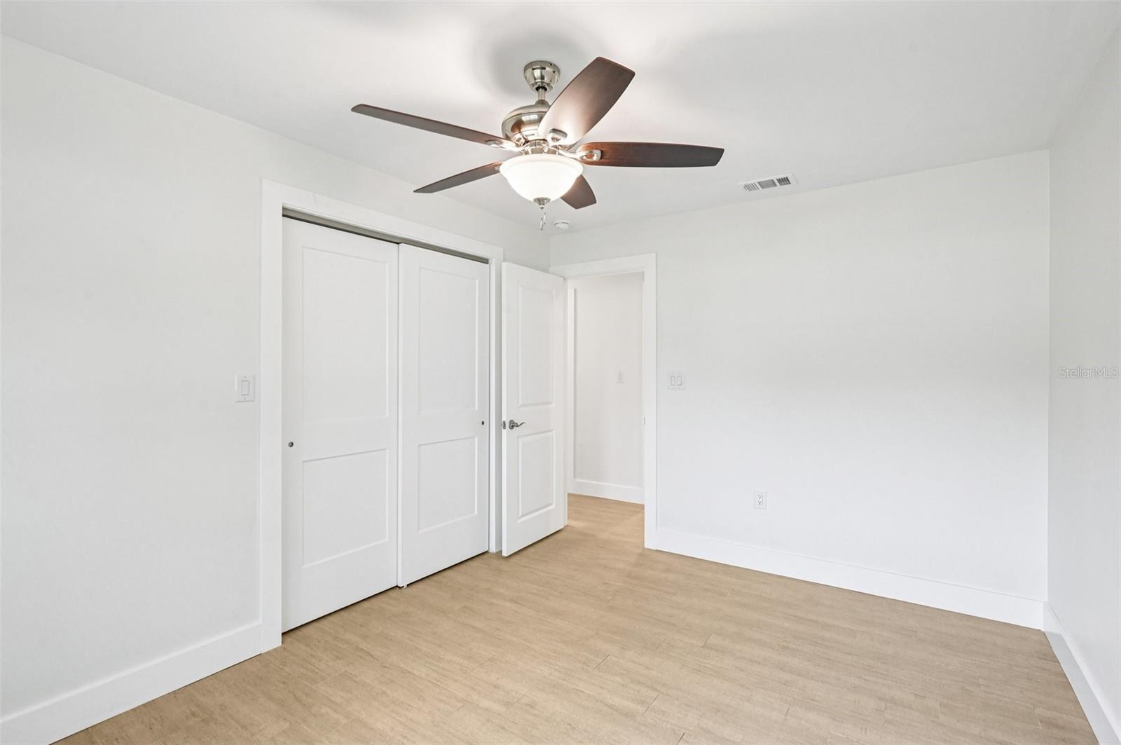 Image 25 of 32 For 3182 Hatton Street