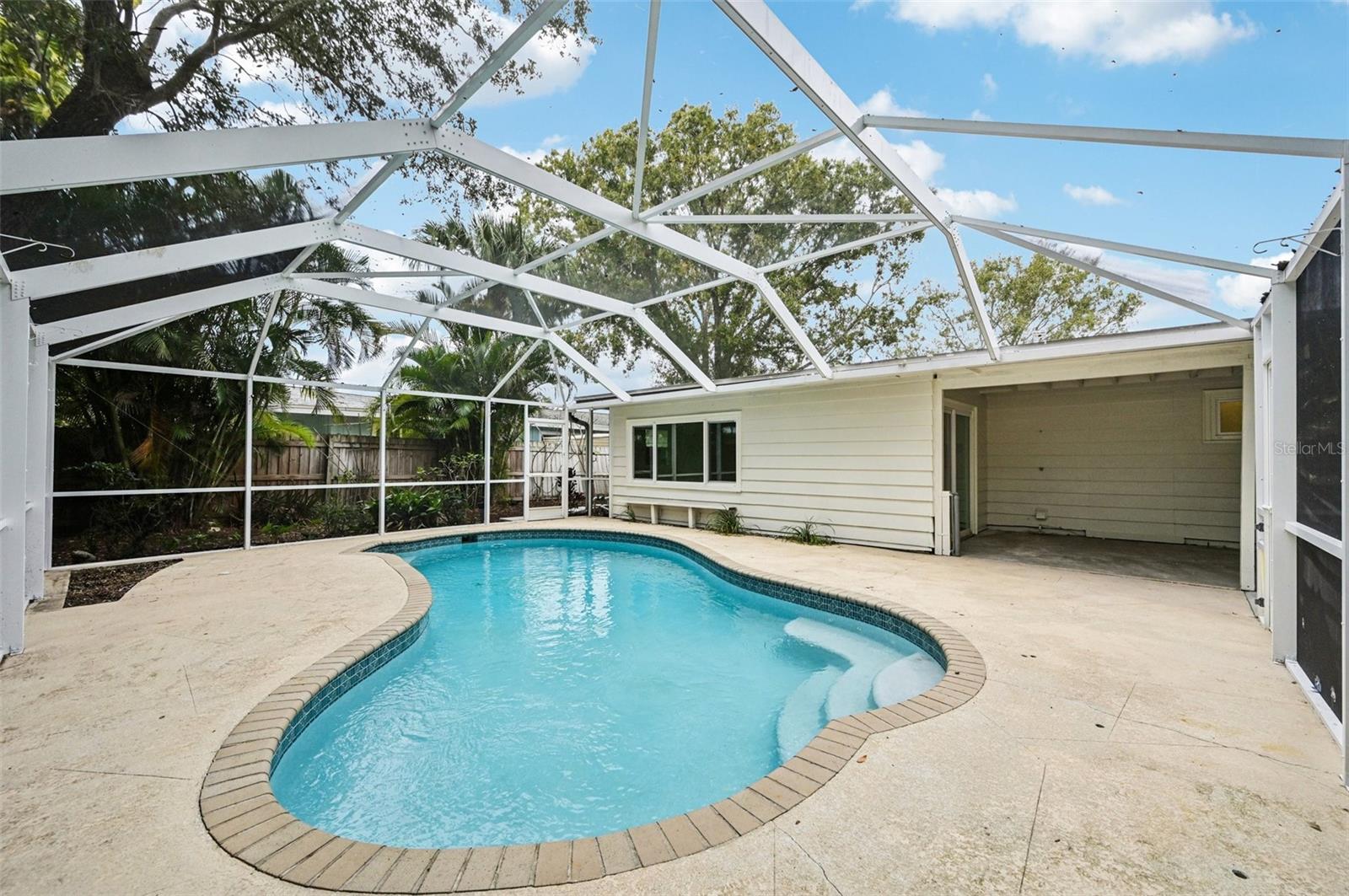 Image 28 of 32 For 3182 Hatton Street