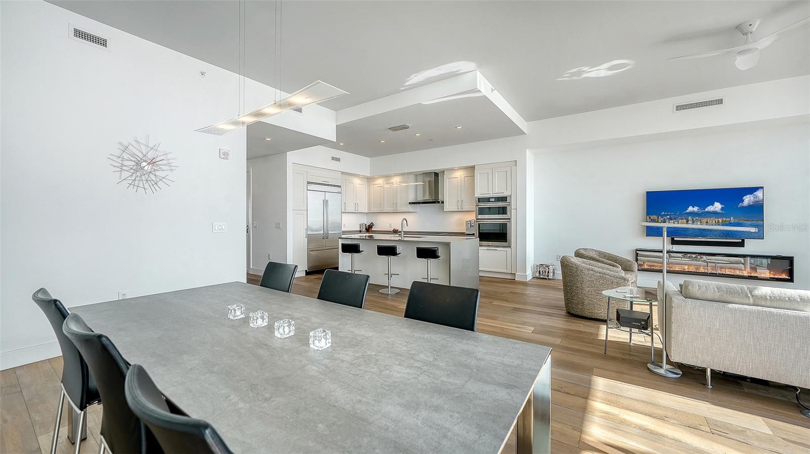 Image 15 of 66 For 1155 Gulfstream Avenue 1704