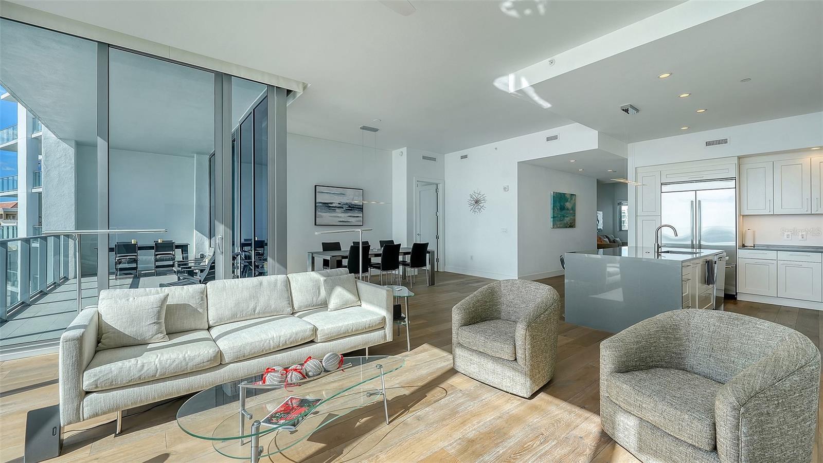 Image 18 of 66 For 1155 Gulfstream Avenue 1704