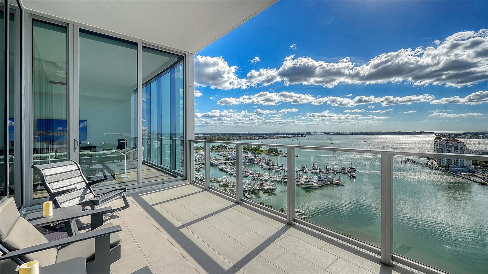 Image 20 of 66 For 1155 Gulfstream Avenue 1704