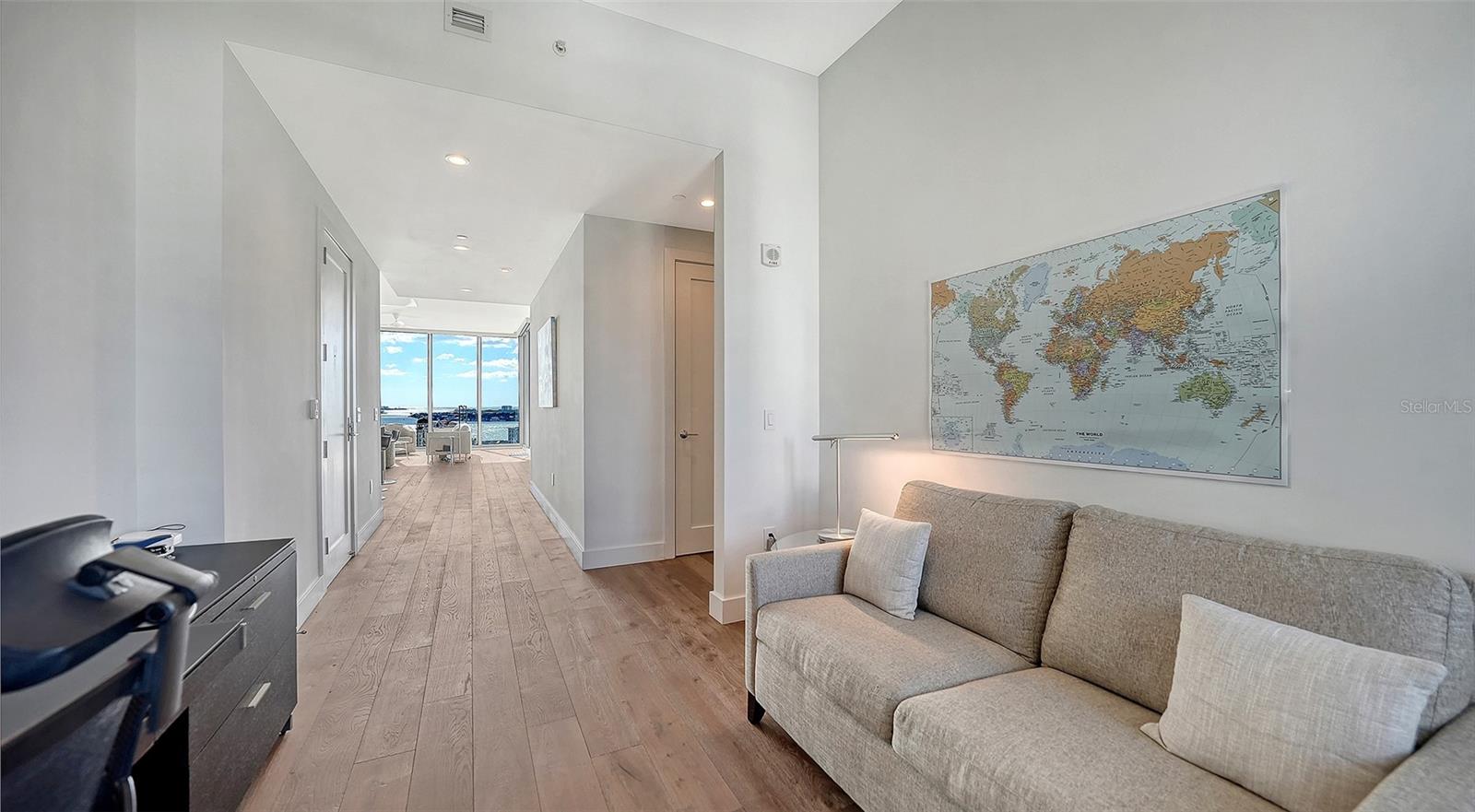 Image 30 of 66 For 1155 Gulfstream Avenue 1704