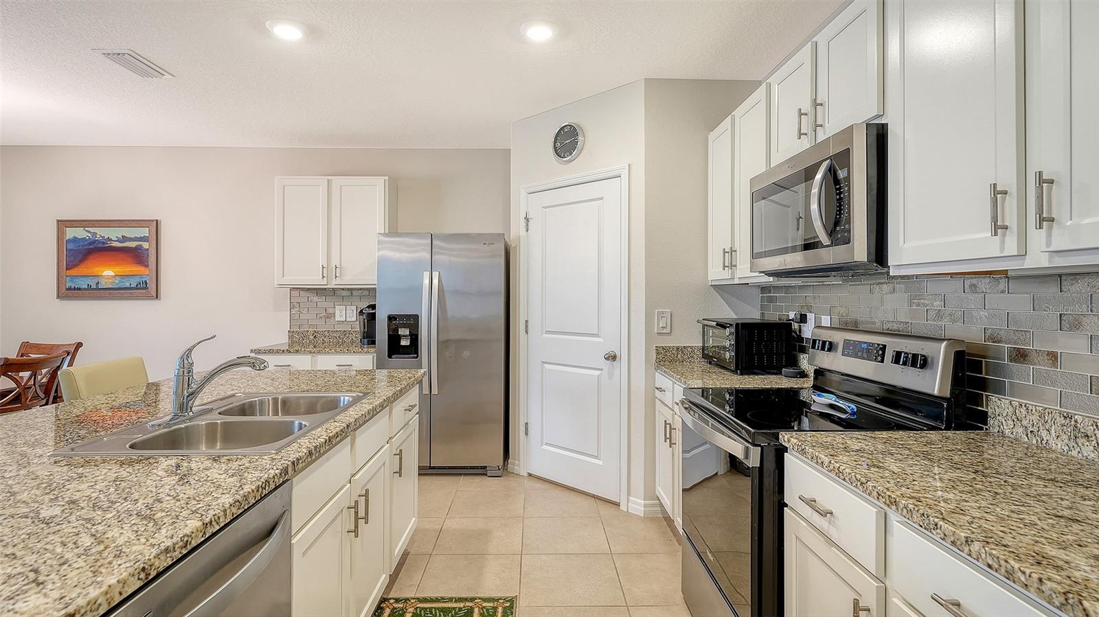 Image 19 of 43 For 12695 Night View Drive