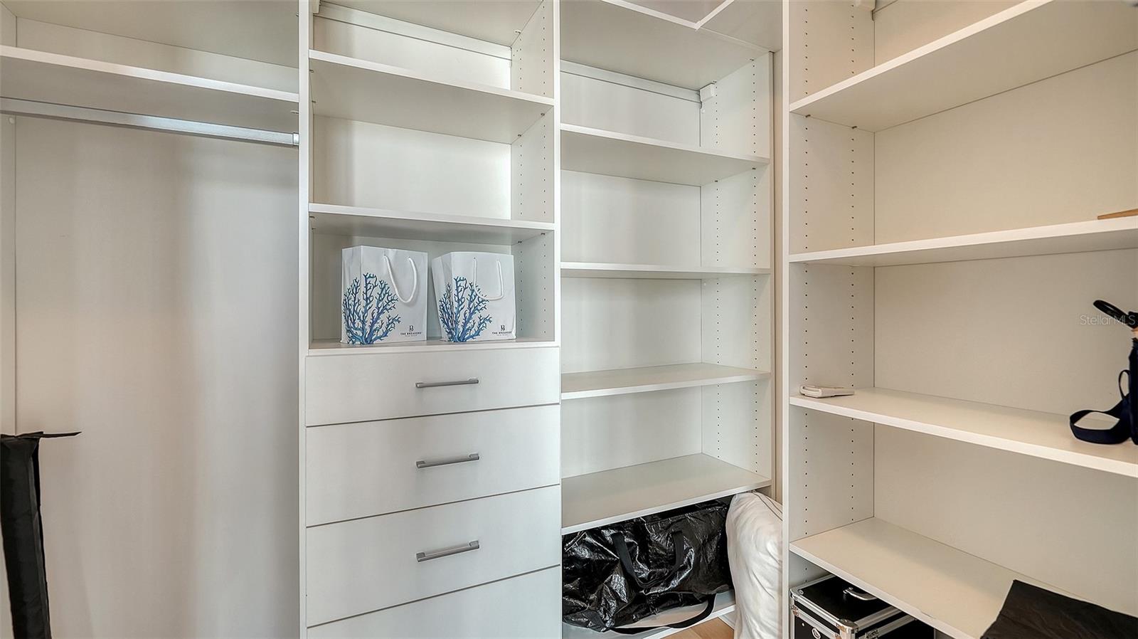 Image 32 of 53 For 1155 Gulfstream Avenue 1506