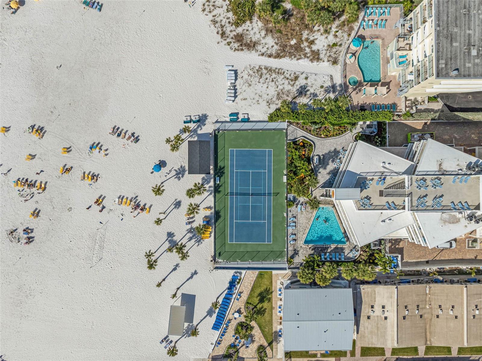 Image 45 of 48 For 6518 Midnight Pass Road 407