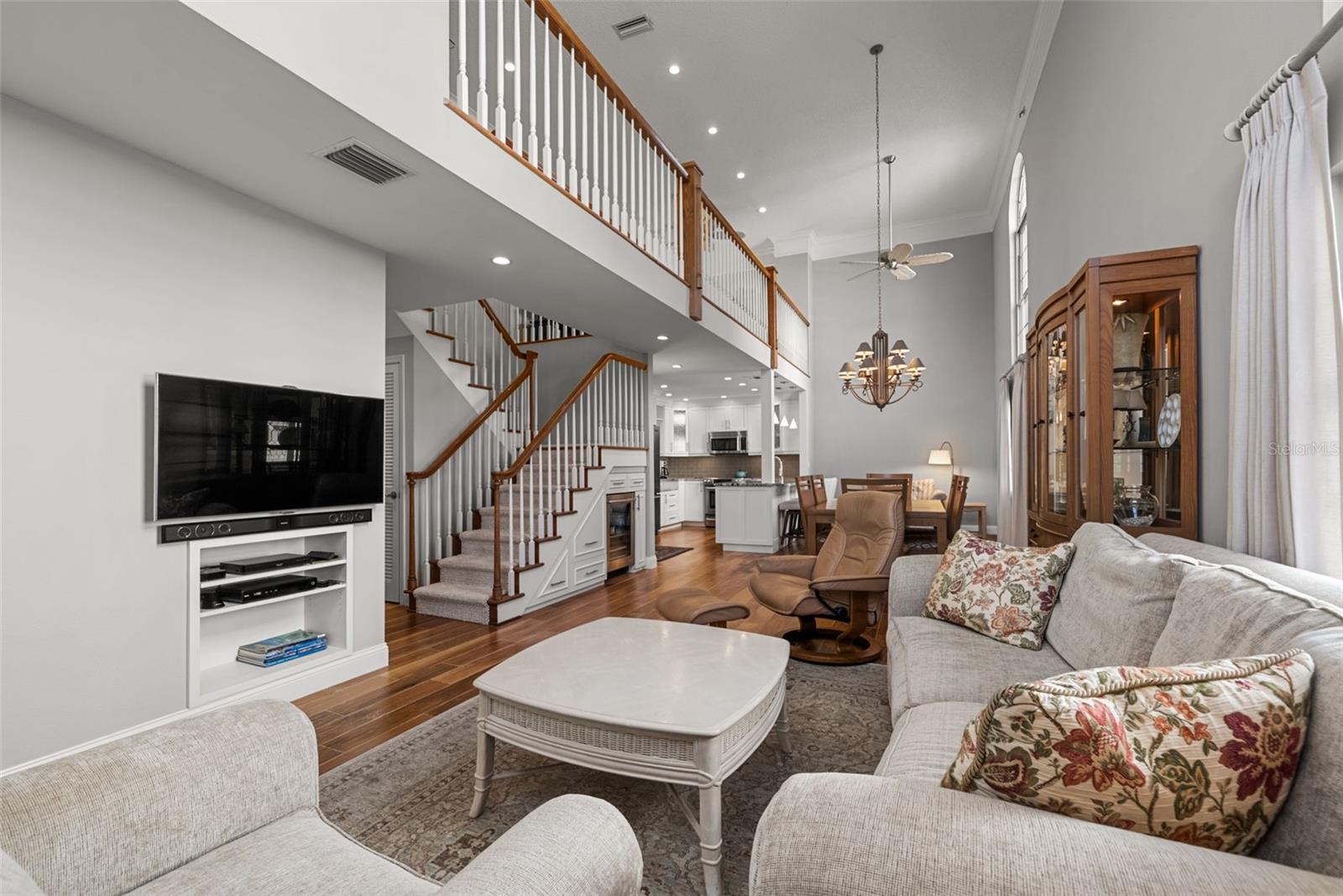 Image 13 of 45 For 1163 Coquille Street 207