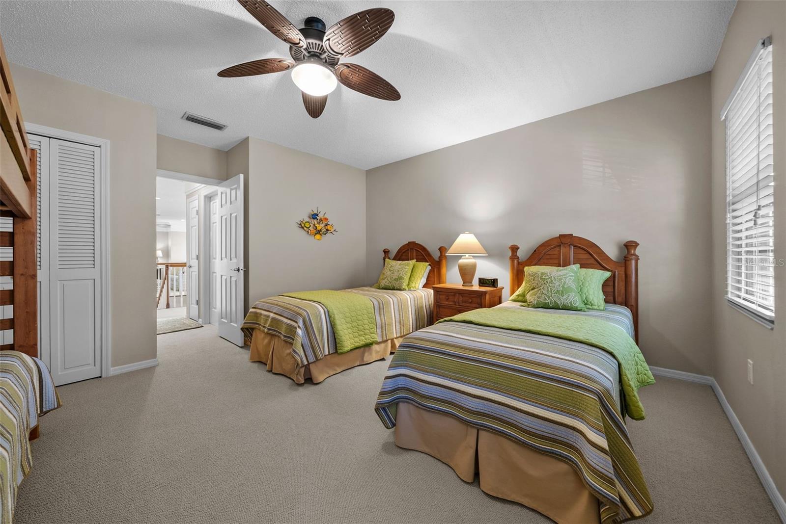 Image 28 of 45 For 1163 Coquille Street 207