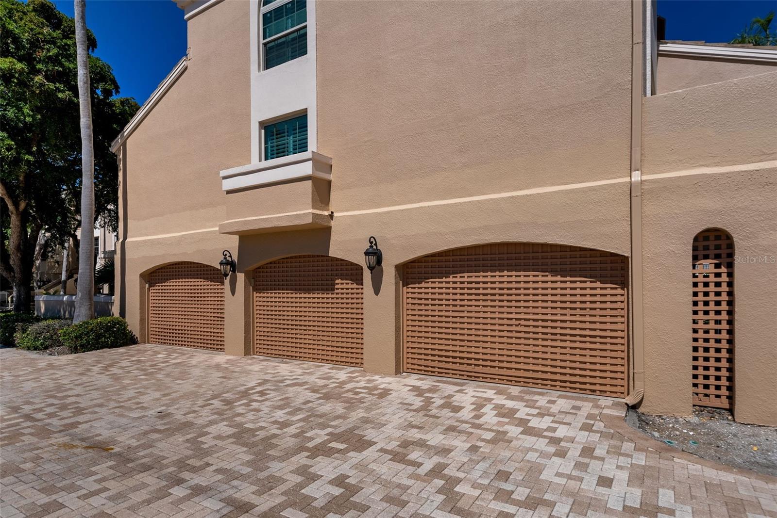 Image 30 of 45 For 1163 Coquille Street 207