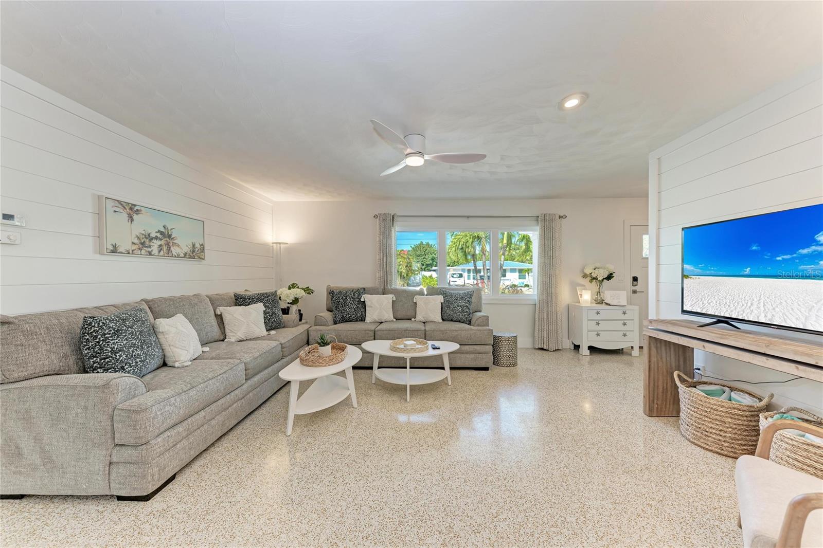 Image 15 of 54 For 150 Crescent Drive