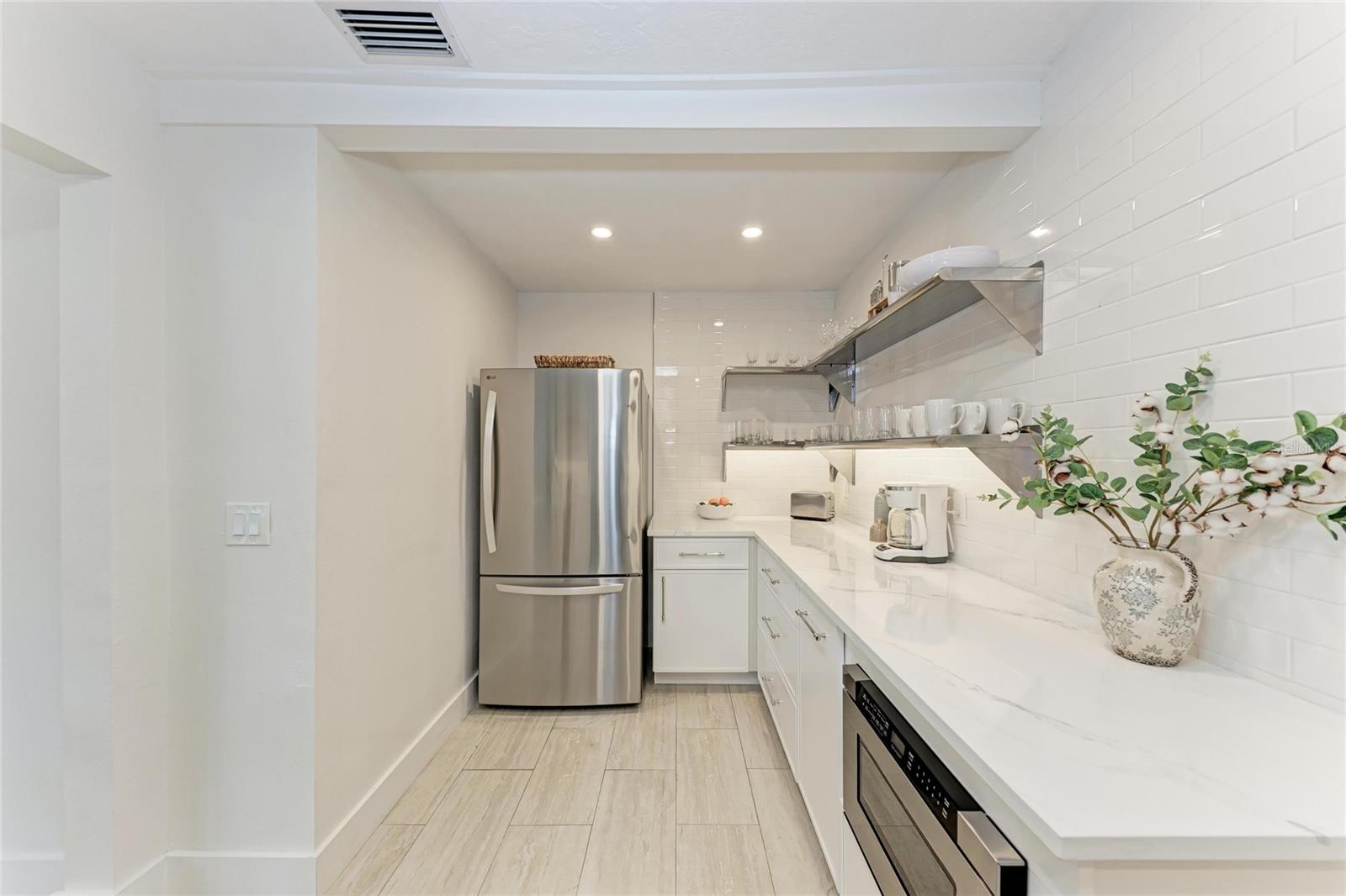 Image 20 of 54 For 150 Crescent Drive