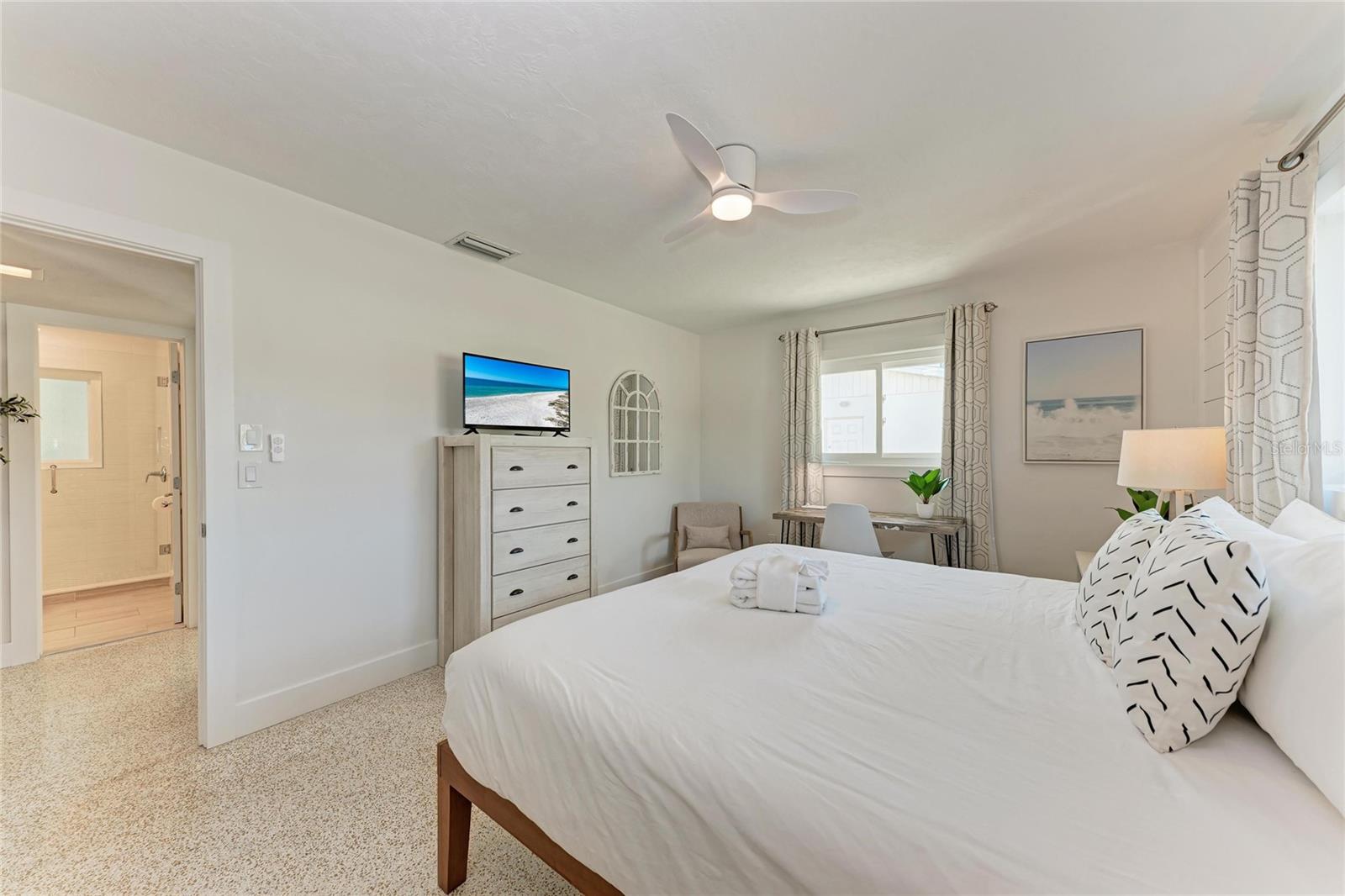 Image 33 of 54 For 150 Crescent Drive