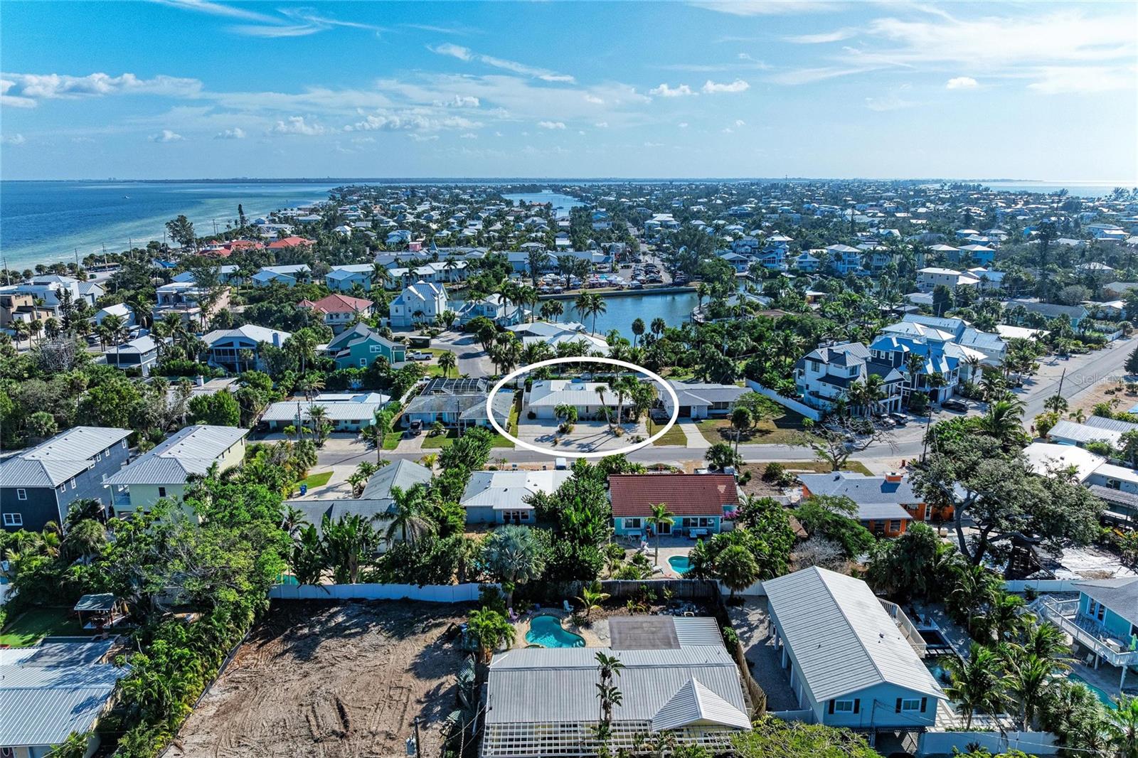 Image 4 of 54 For 150 Crescent Drive