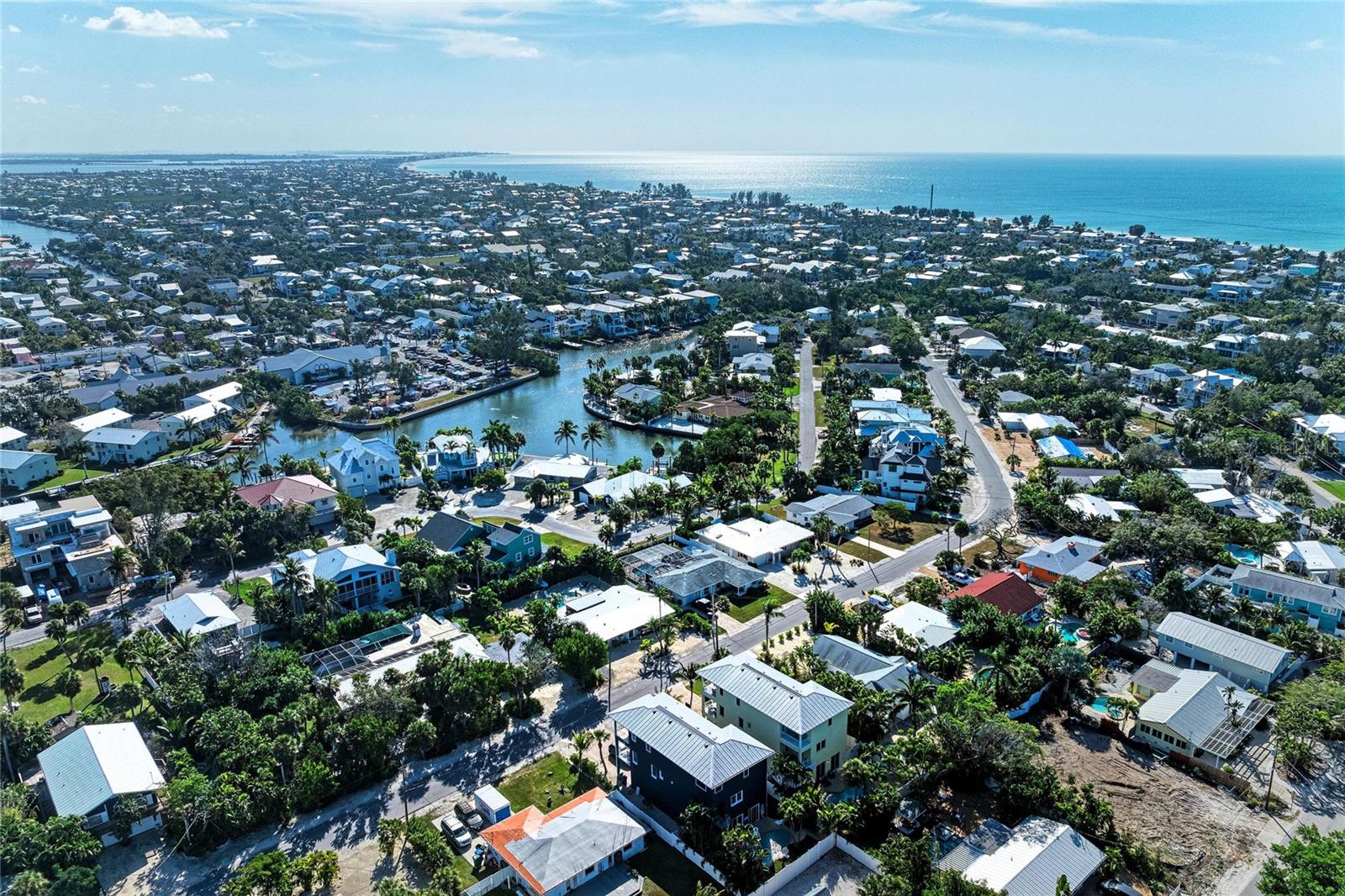 Image 5 of 54 For 150 Crescent Drive