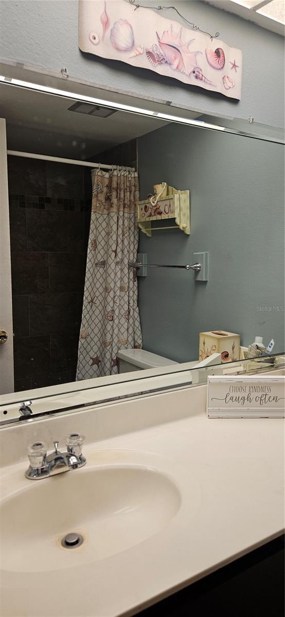 Image 18 of 39 For 6326 7th Avenue W 6326