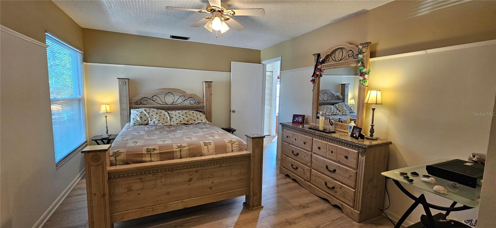 Image 22 of 39 For 6326 7th Avenue W 6326