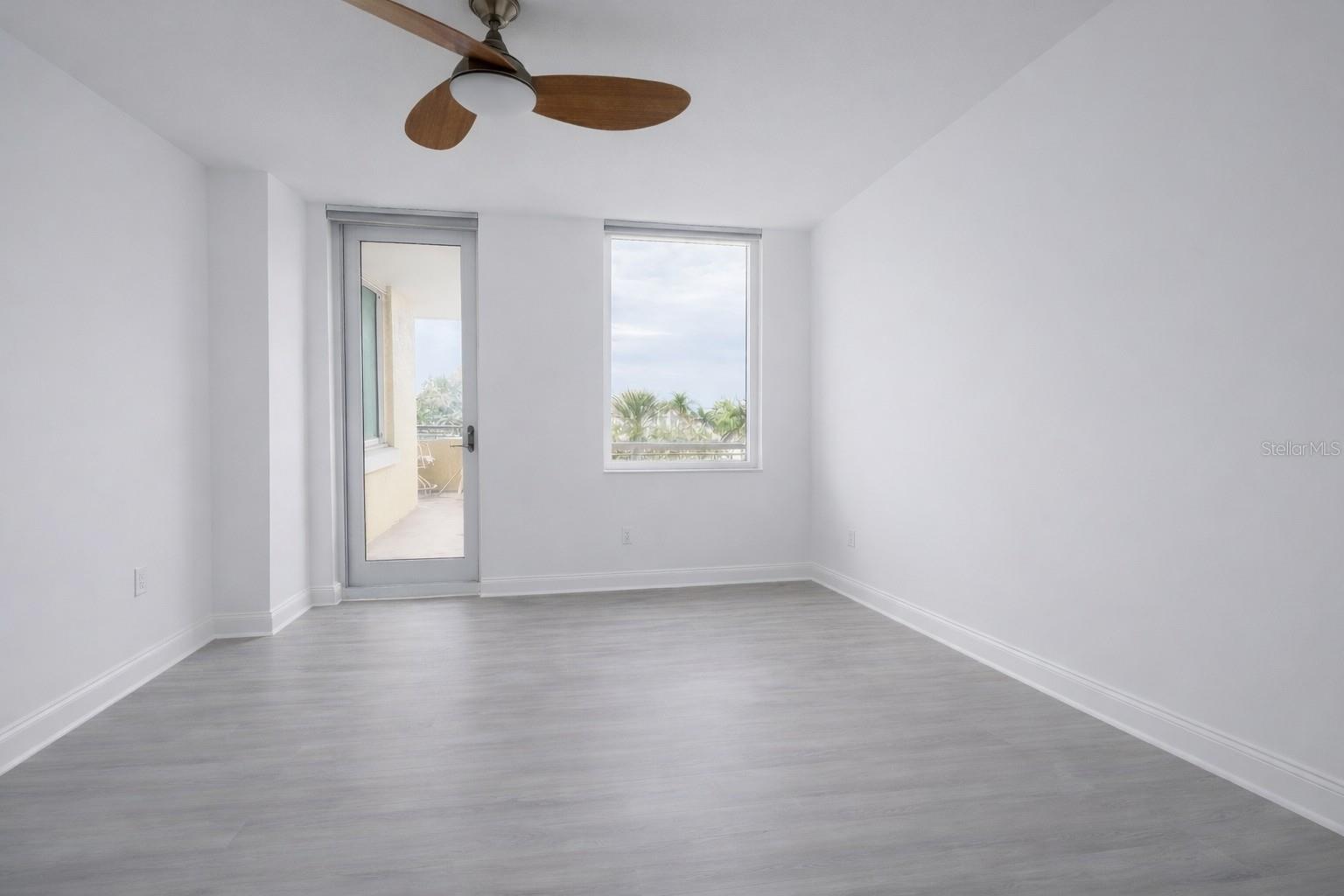 Image 19 of 51 For 800 Tamiami Trail 307