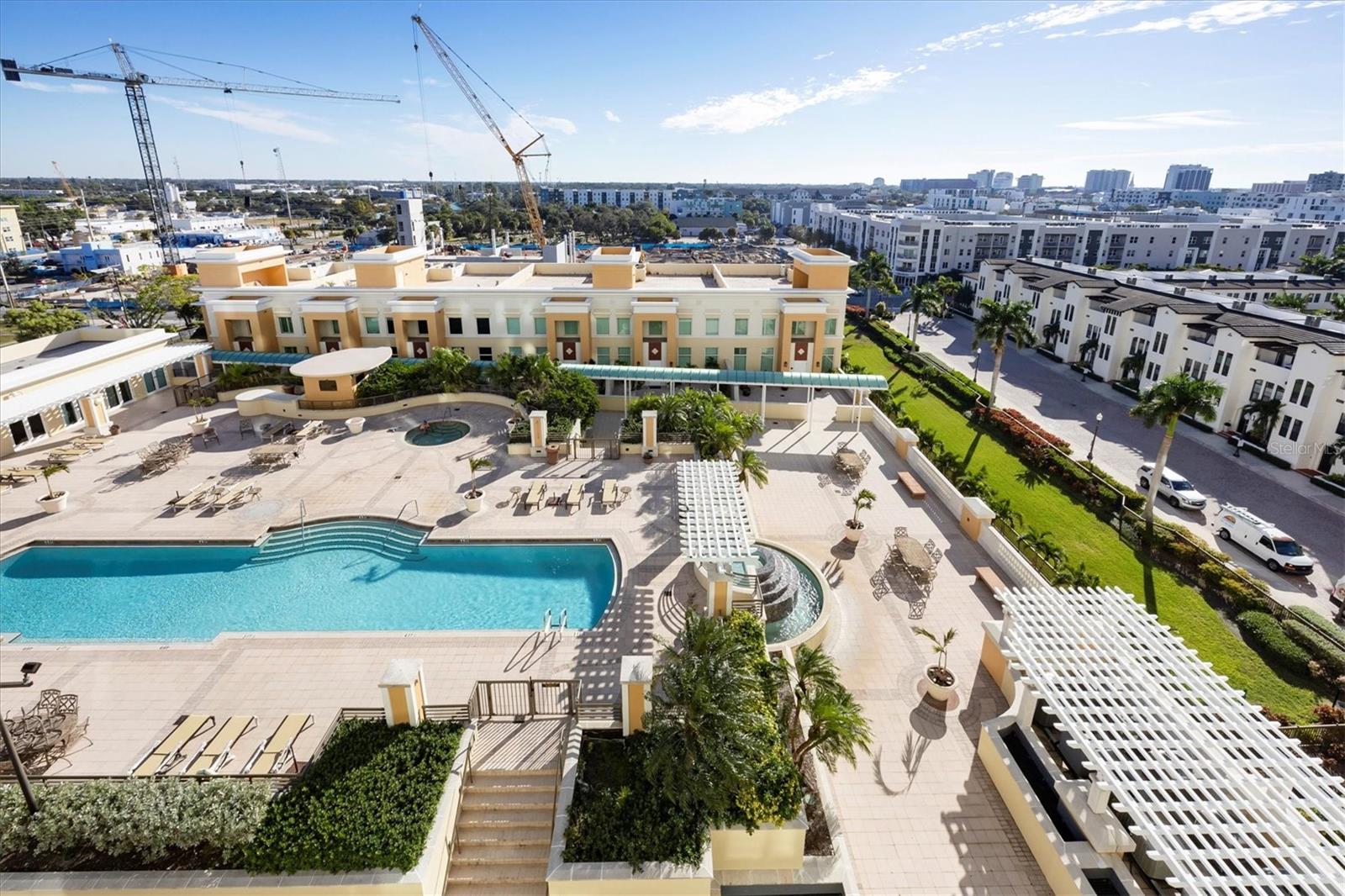 Image 41 of 51 For 800 Tamiami Trail 307