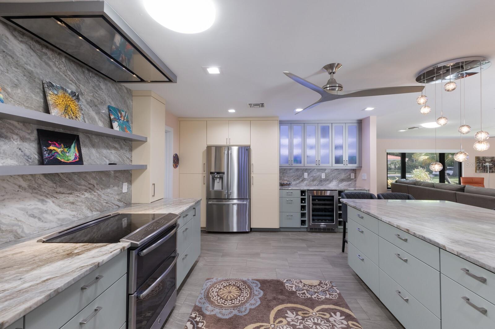 Image 14 of 52 For 426 Shore Drive