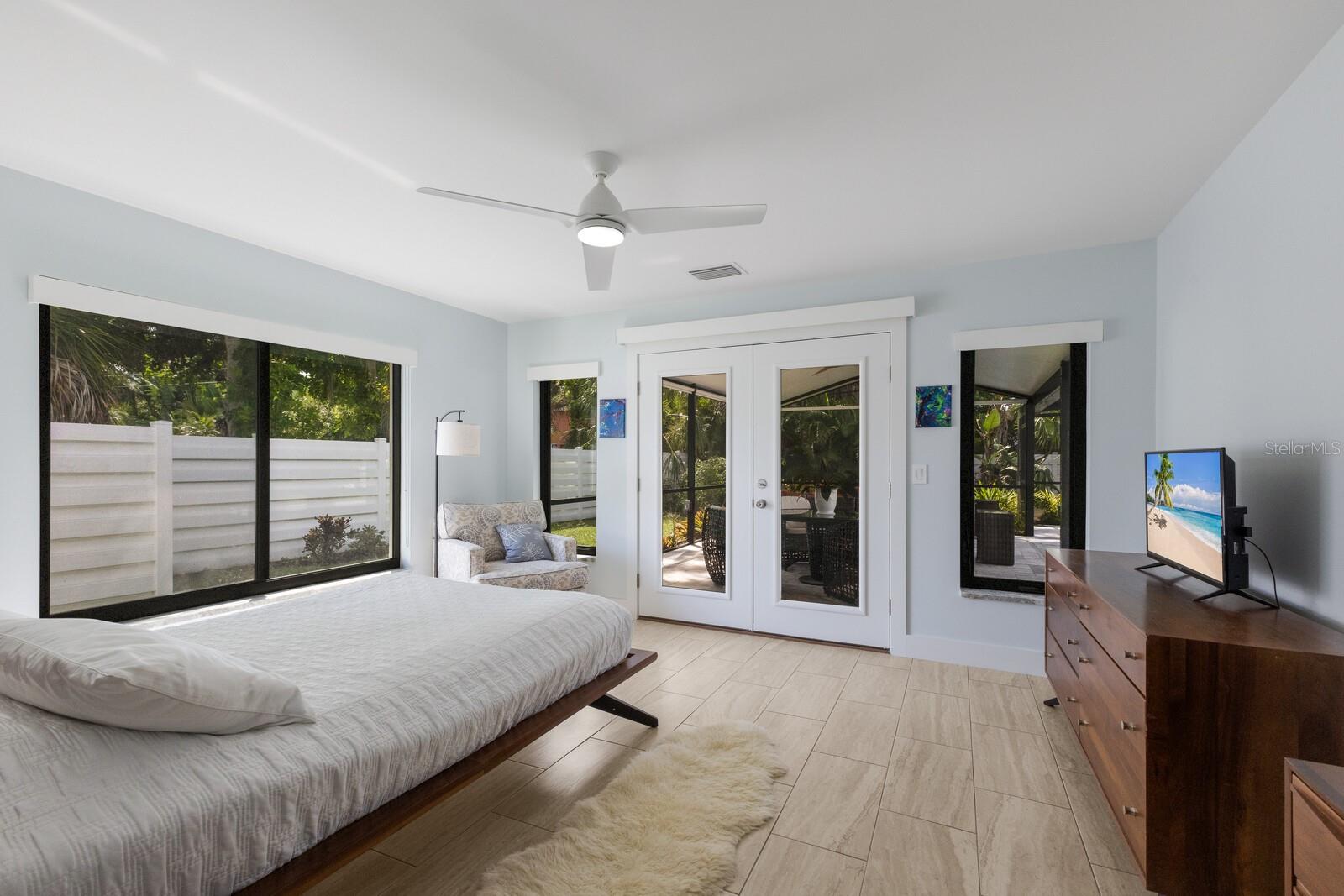 Image 24 of 52 For 426 Shore Drive