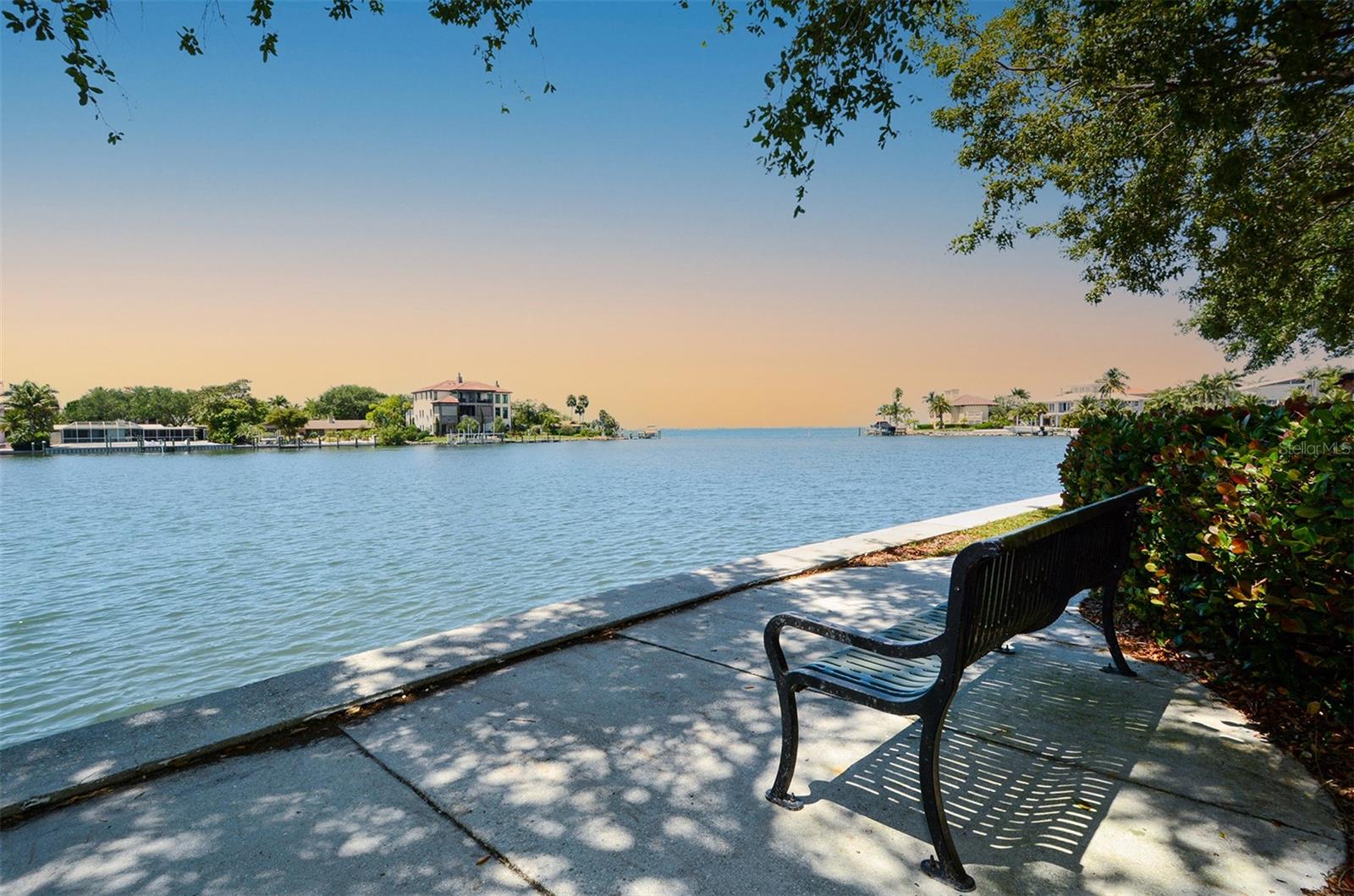 Image 47 of 52 For 426 Shore Drive