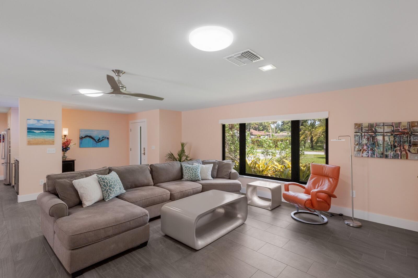 Image 8 of 52 For 426 Shore Drive