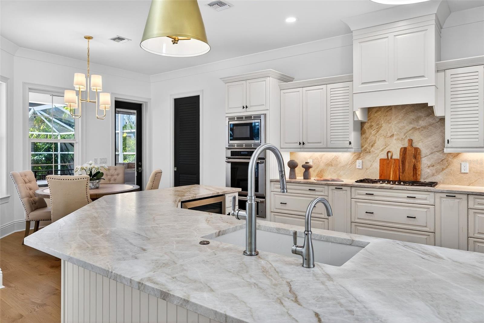 Image 15 of 86 For 1349 Harbor Drive