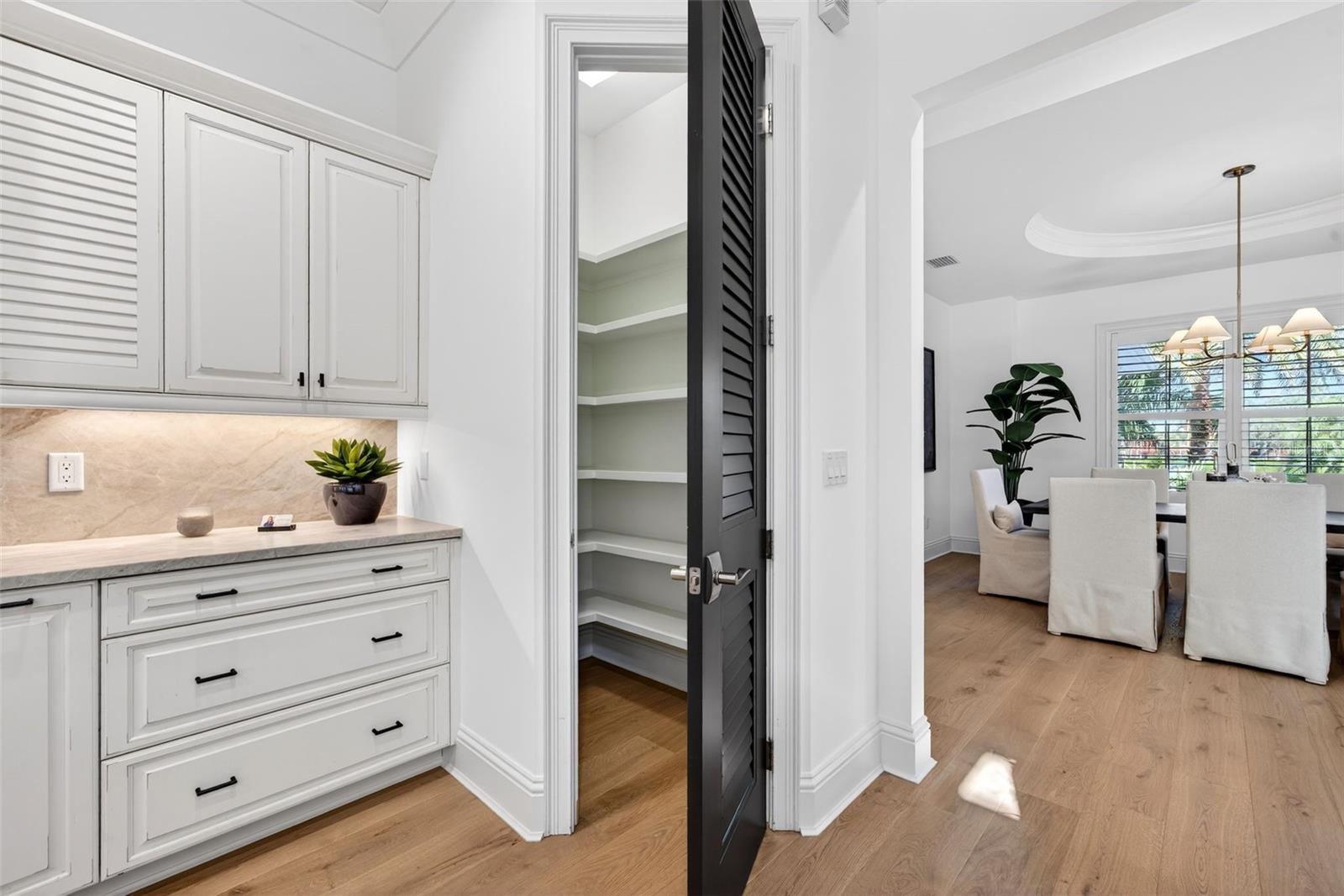 Image 24 of 86 For 1349 Harbor Drive