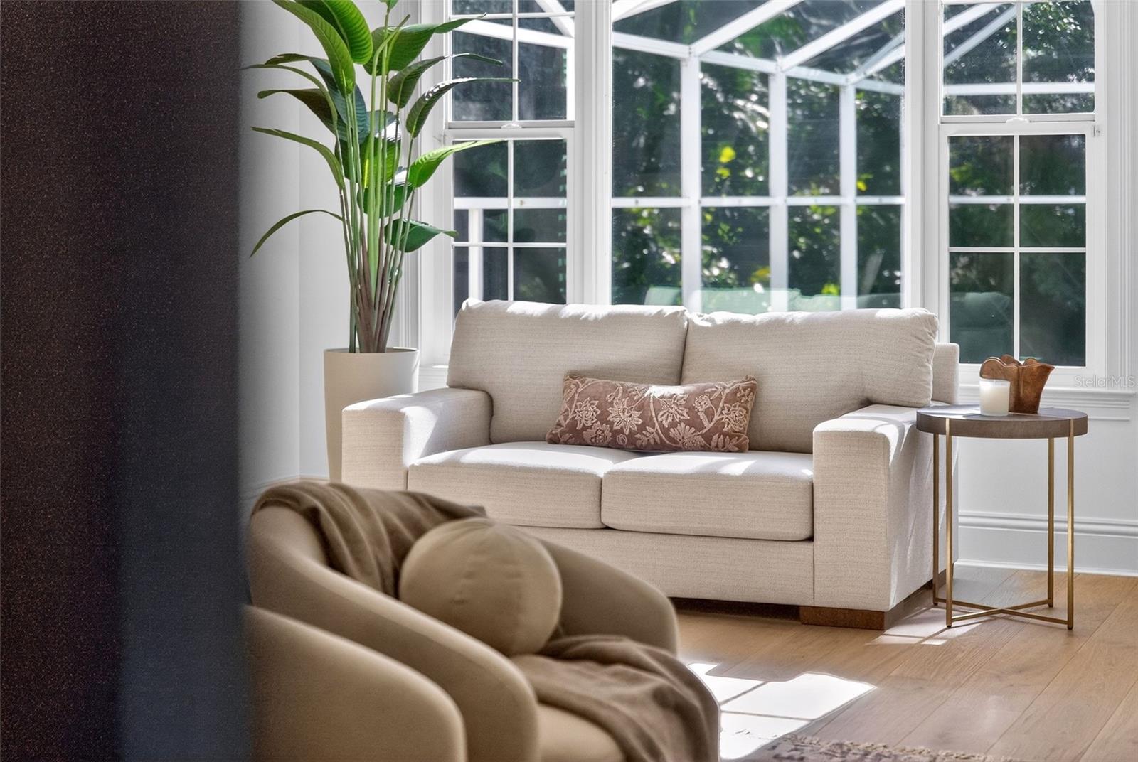 Image 27 of 86 For 1349 Harbor Drive