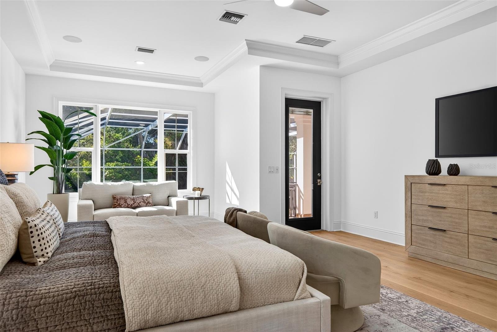 Image 28 of 86 For 1349 Harbor Drive