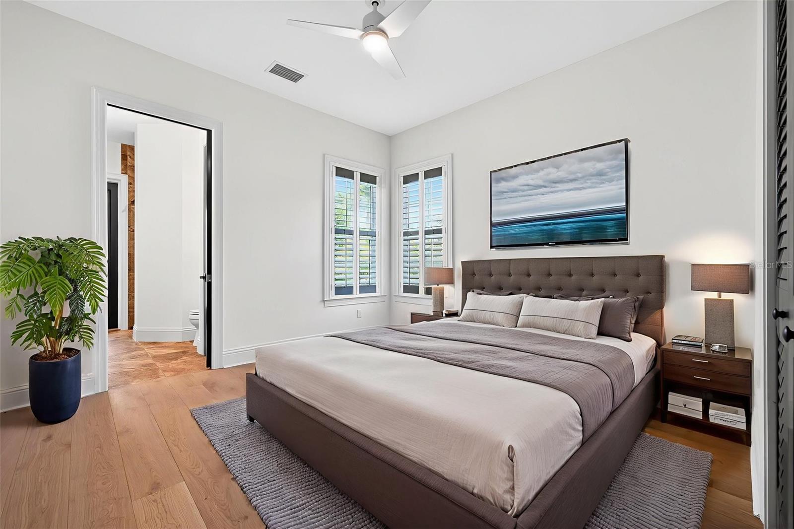 Image 41 of 86 For 1349 Harbor Drive