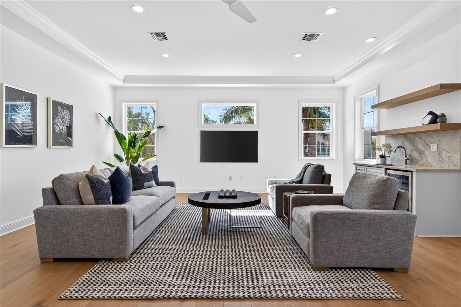 Image 47 of 86 For 1349 Harbor Drive