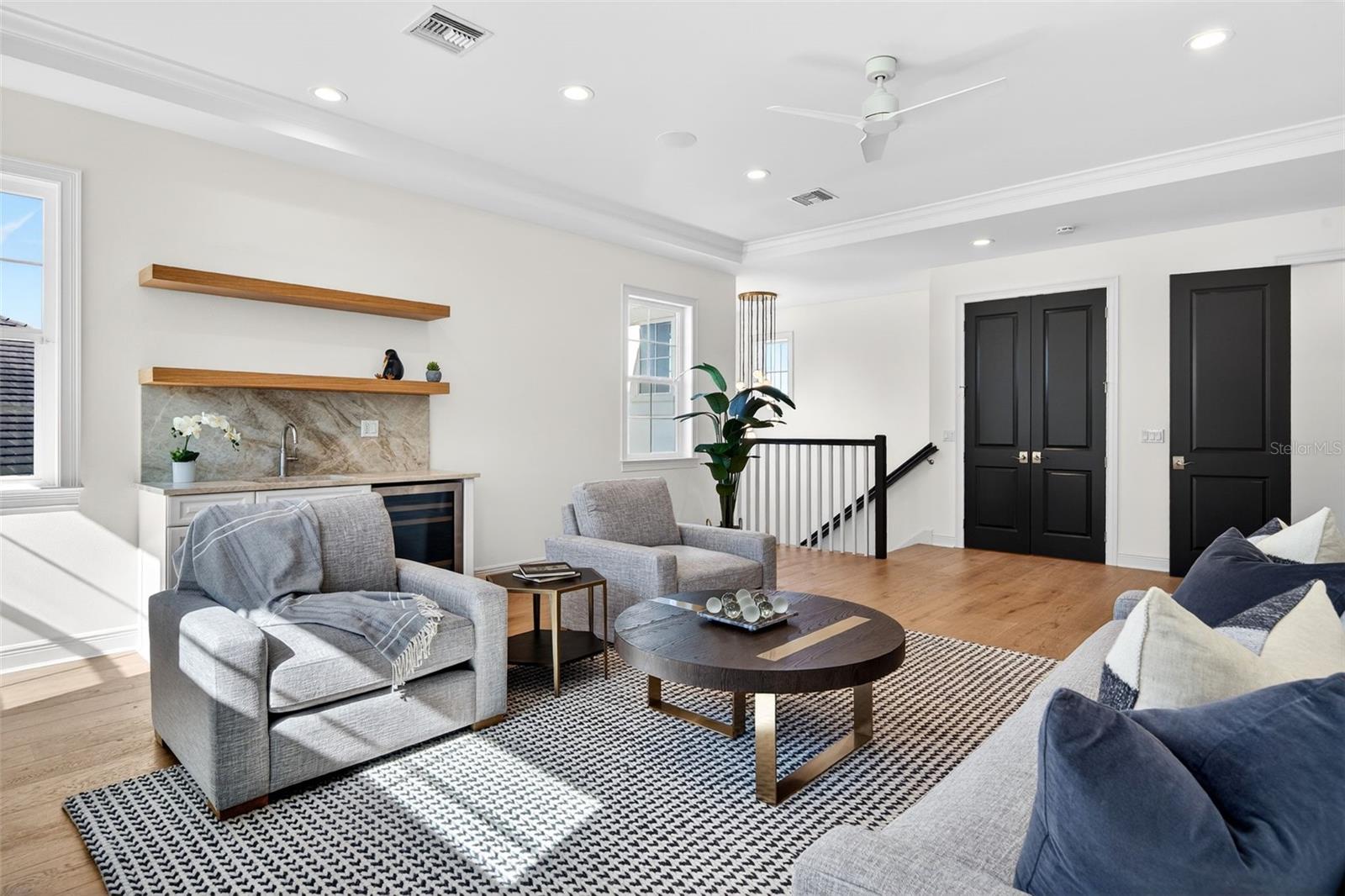 Image 50 of 86 For 1349 Harbor Drive