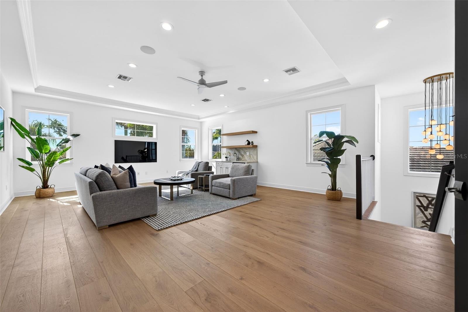 Image 51 of 86 For 1349 Harbor Drive