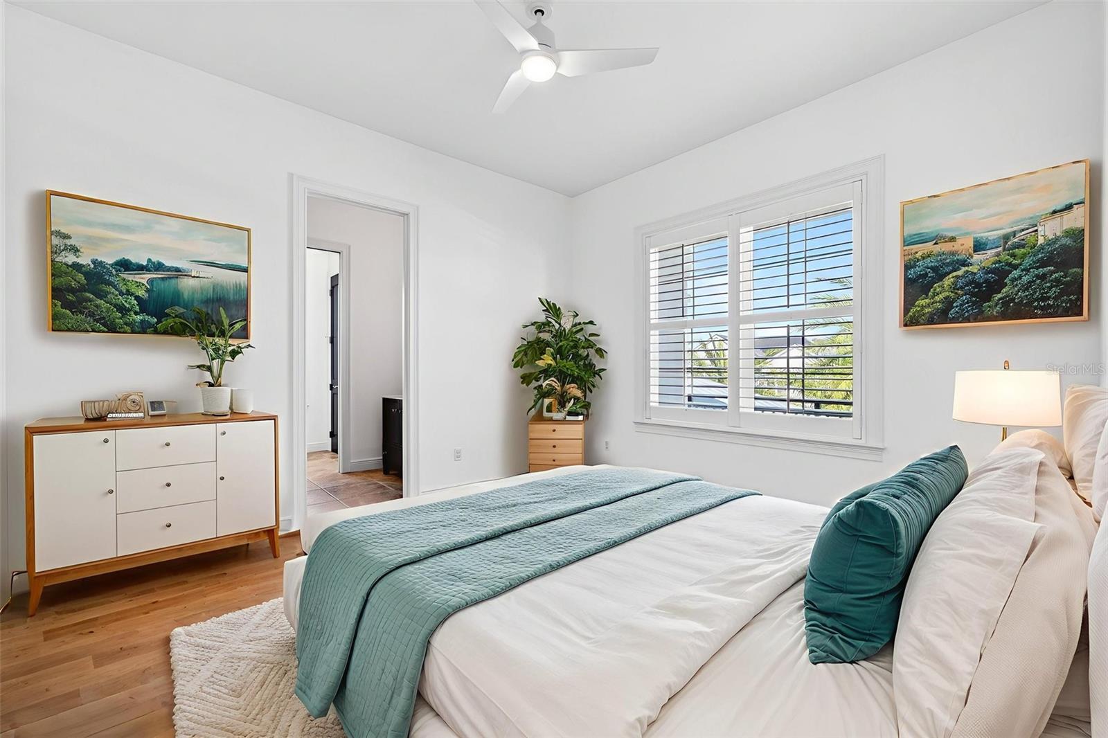 Image 57 of 86 For 1349 Harbor Drive