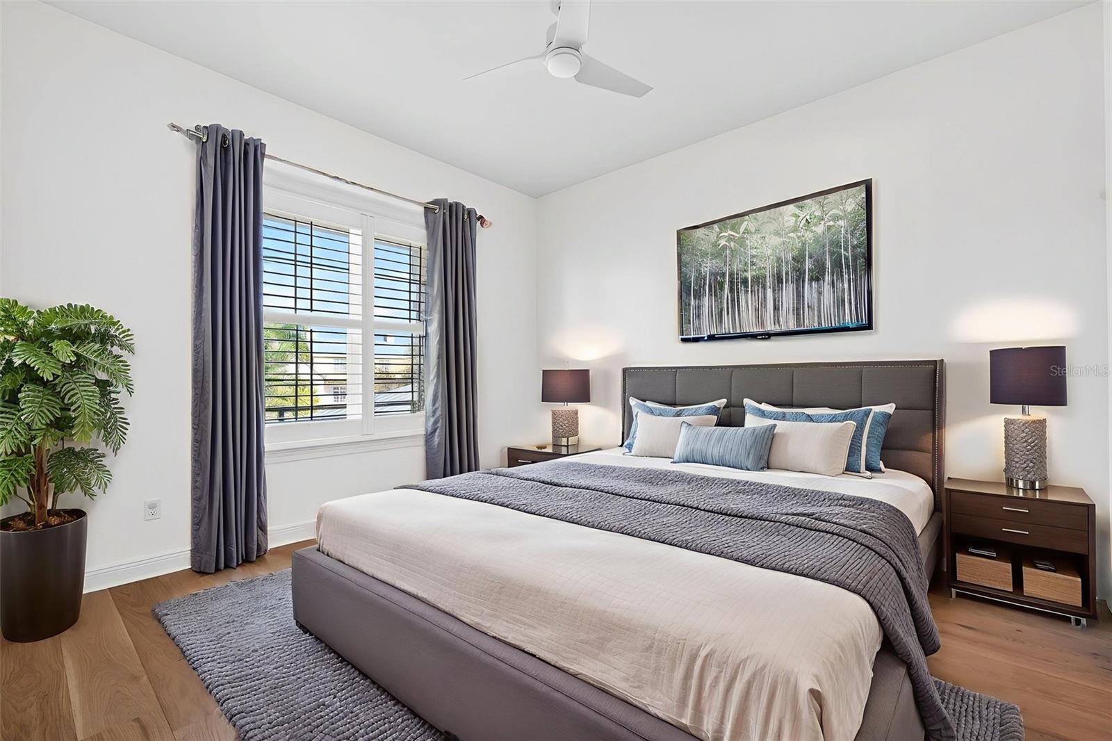 Image 63 of 86 For 1349 Harbor Drive