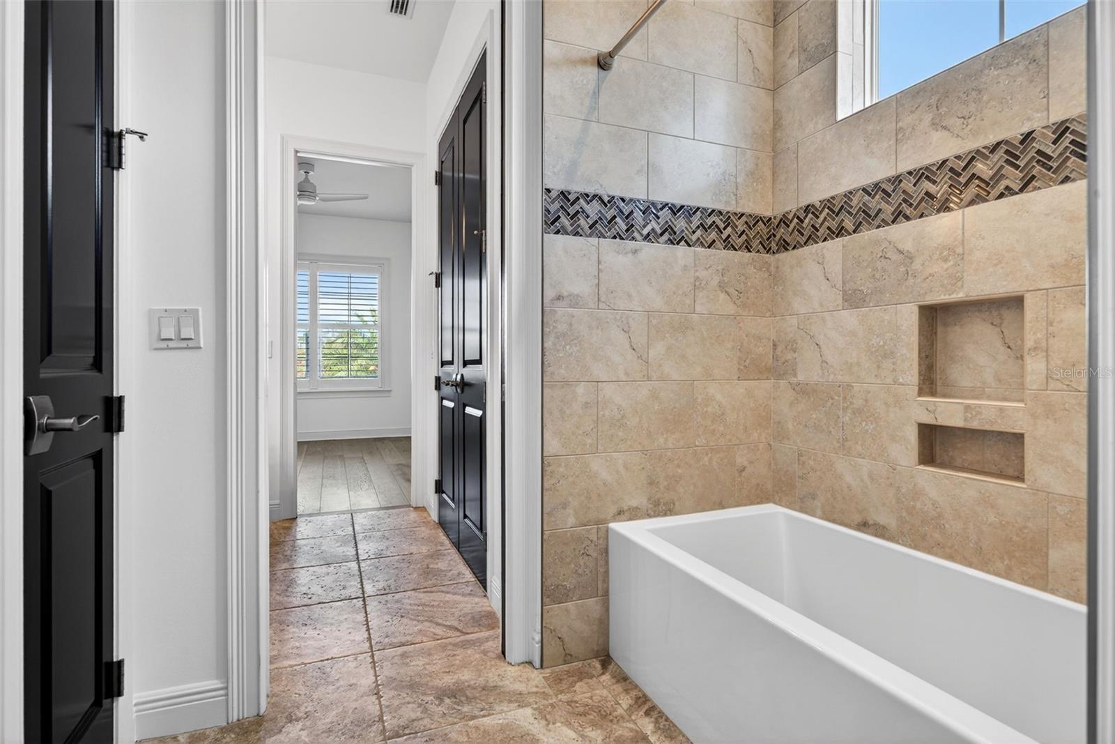 Image 66 of 86 For 1349 Harbor Drive