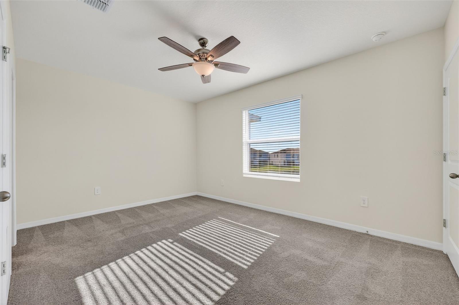 Image 12 of 54 For 17721 Crescent Moon Loop