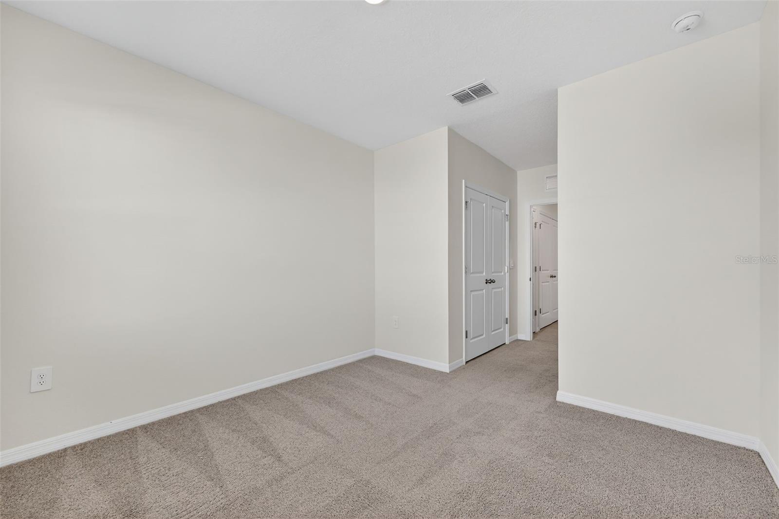 Image 15 of 54 For 17721 Crescent Moon Loop