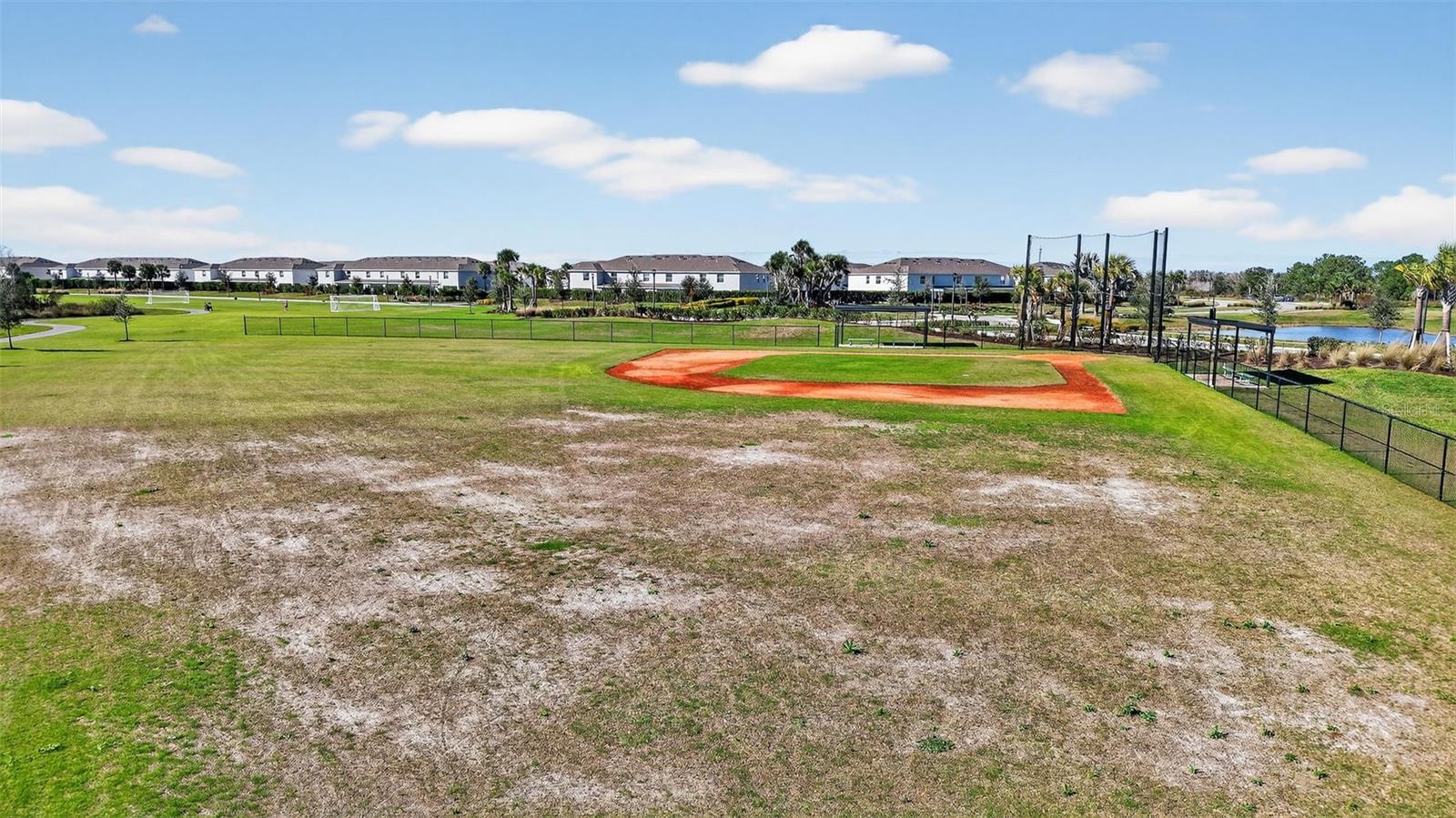 Image 29 of 54 For 17721 Crescent Moon Loop