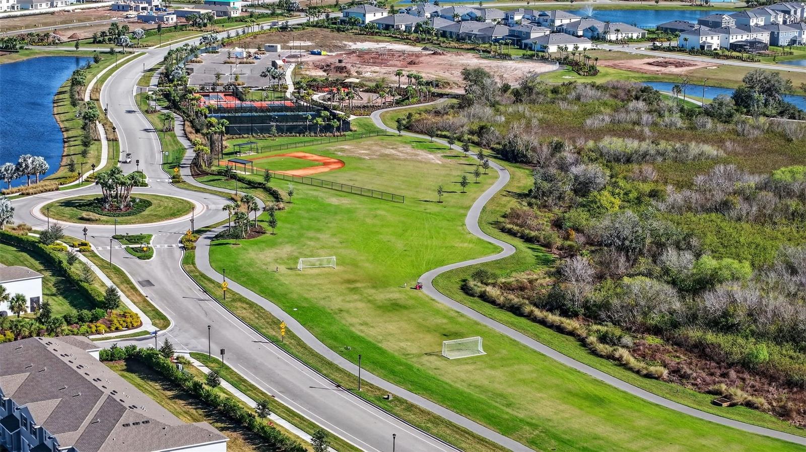 Image 31 of 54 For 17721 Crescent Moon Loop