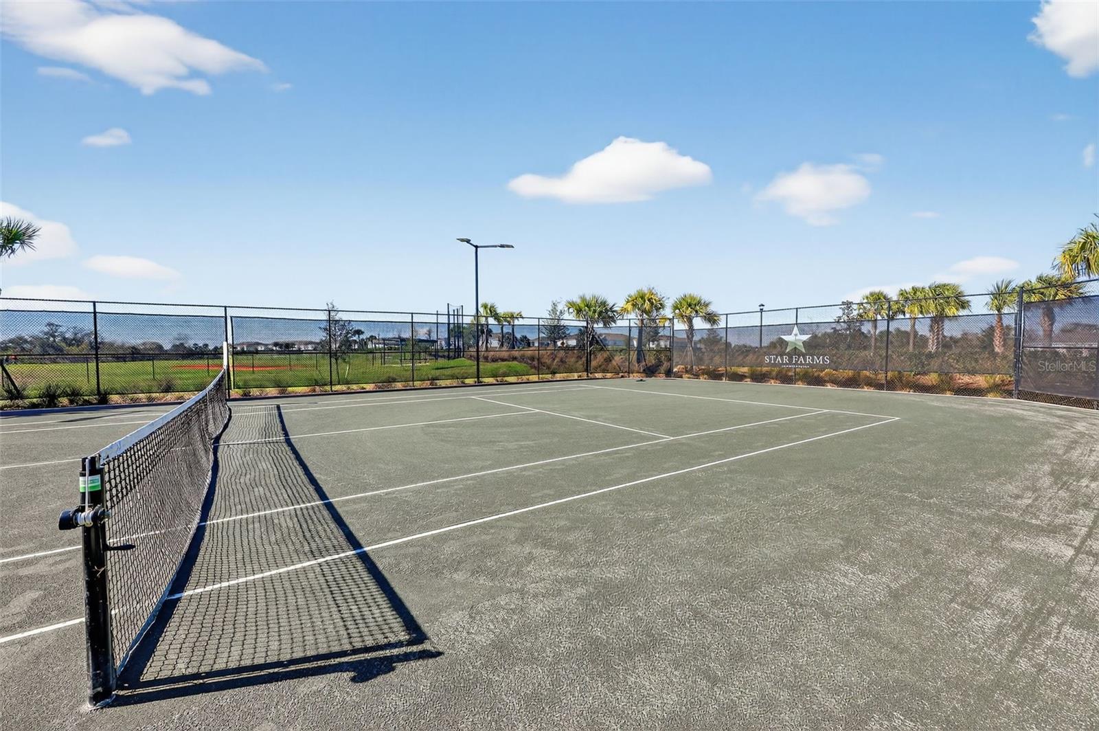 Image 33 of 54 For 17721 Crescent Moon Loop