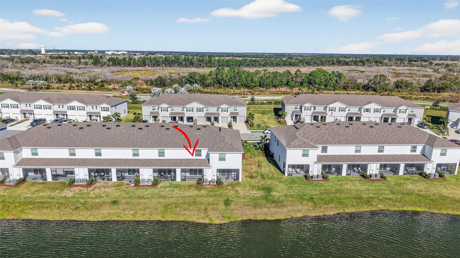 Image 35 of 54 For 17721 Crescent Moon Loop