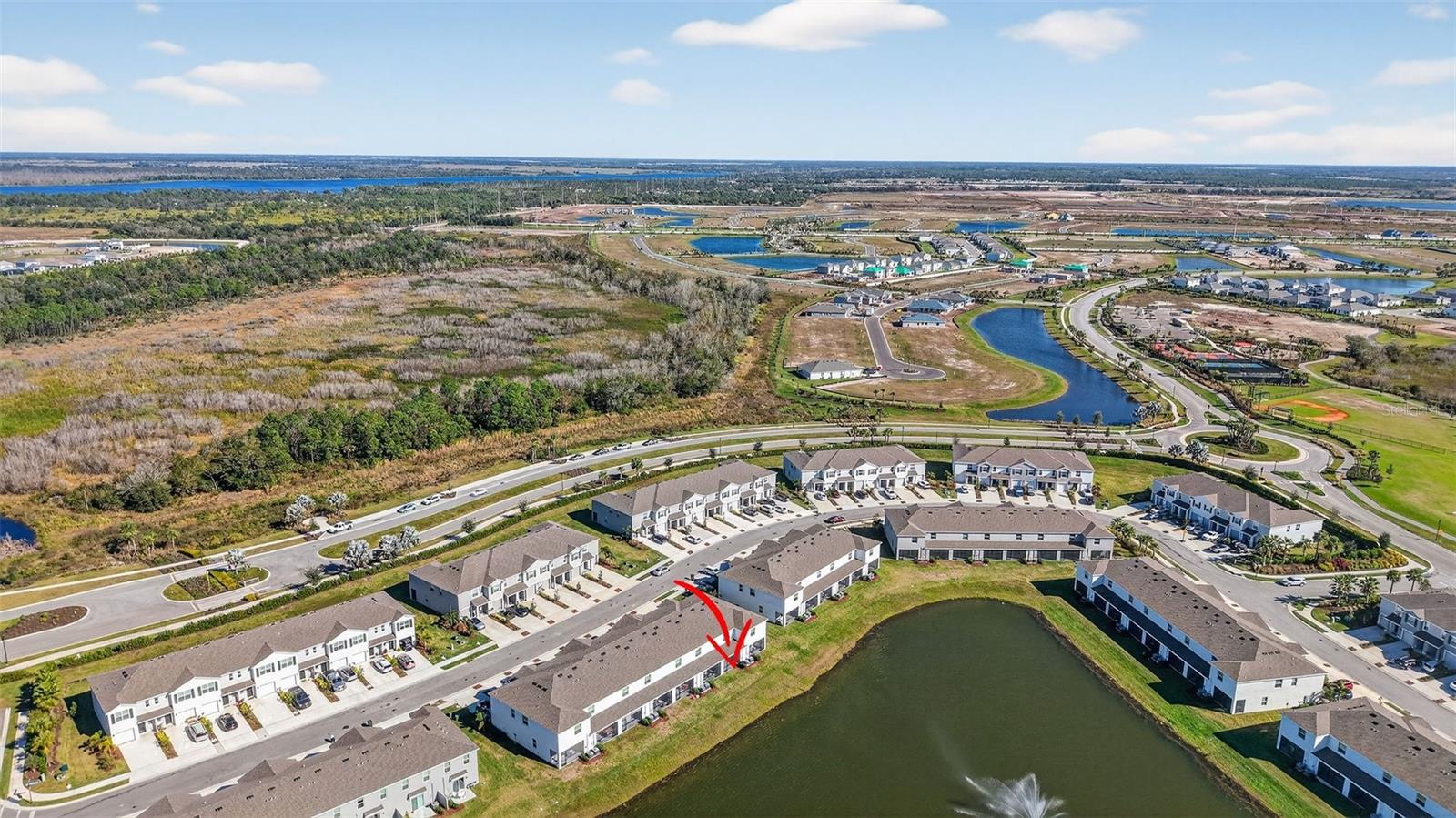 Image 39 of 54 For 17721 Crescent Moon Loop