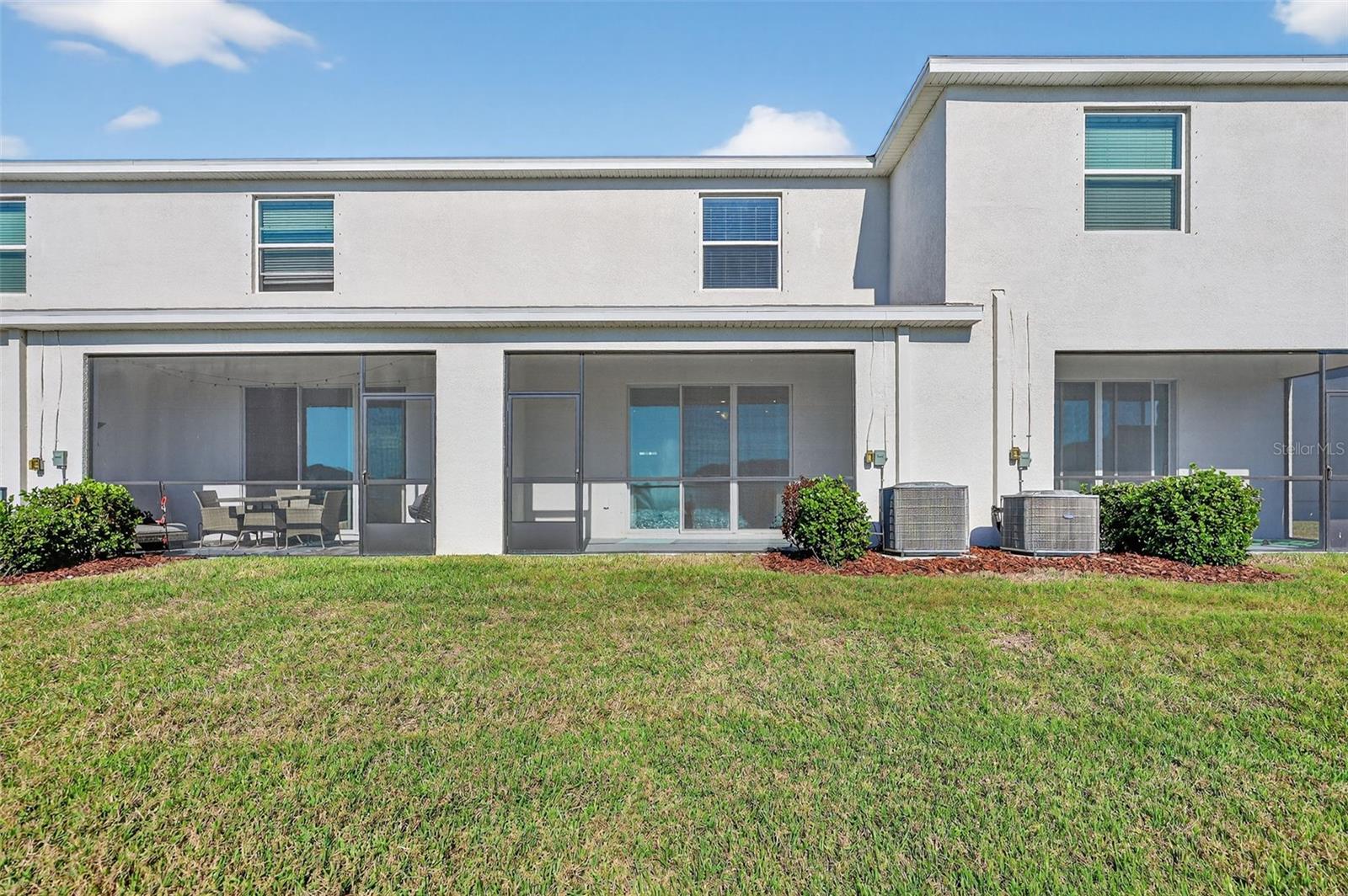 Image 50 of 54 For 17721 Crescent Moon Loop