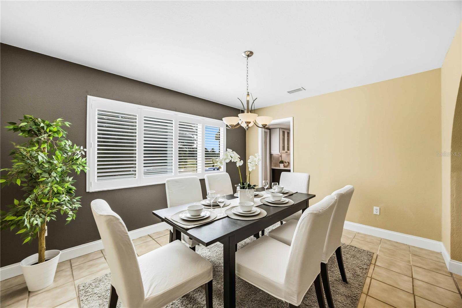 Image 11 of 47 For 5085 Kingsley Road