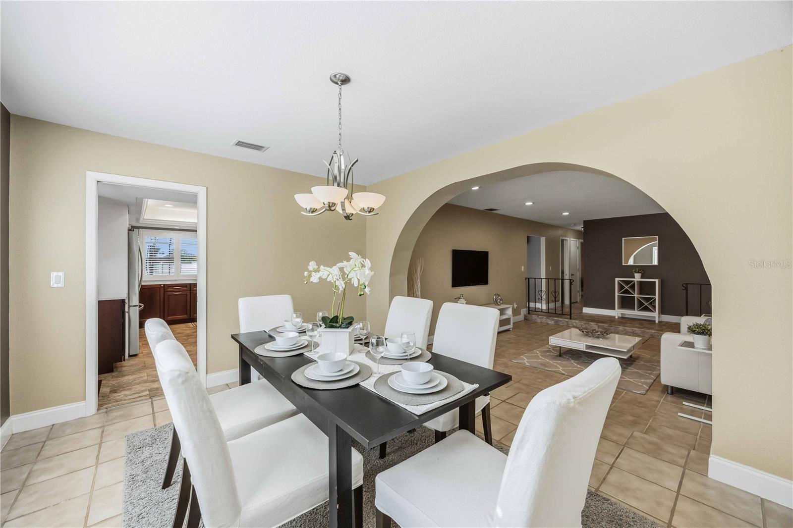 Image 13 of 47 For 5085 Kingsley Road