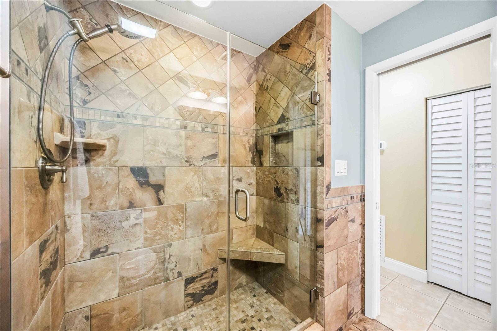 Image 24 of 47 For 5085 Kingsley Road