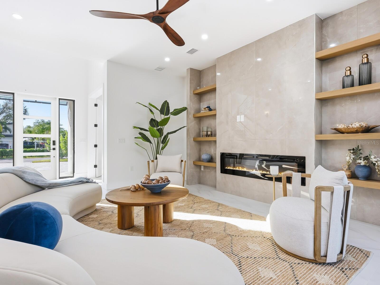 Image 12 of 45 For 2303 Loma Linda Street